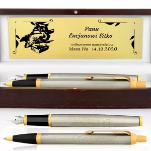 pudełko z dedykacja pióro wieczne i długopis z grawerem na prezent 
