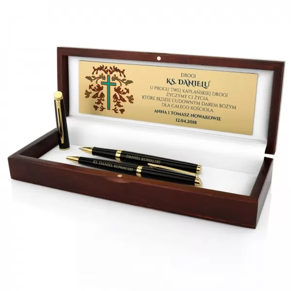 Długopis Waterman w zestawie z piórem i pudełkiem z dedykacją na prezent