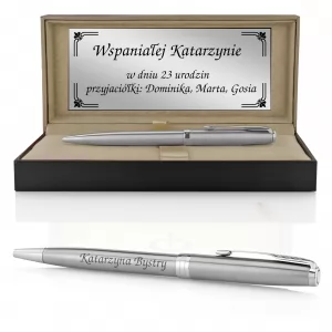srebrny długopis parker w pudełku z grawerem